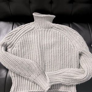 two in 1 cardigan sweaters ! Abercrombie and H&M (brand ) Small( size )